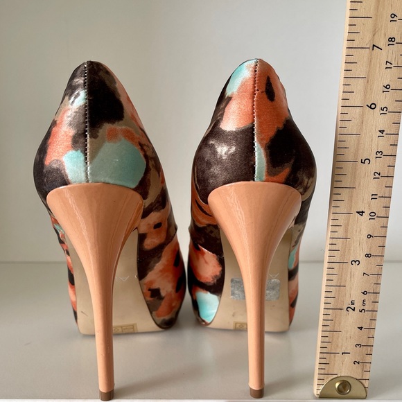 Aldo pumps size 6 - Picture 3 of 7